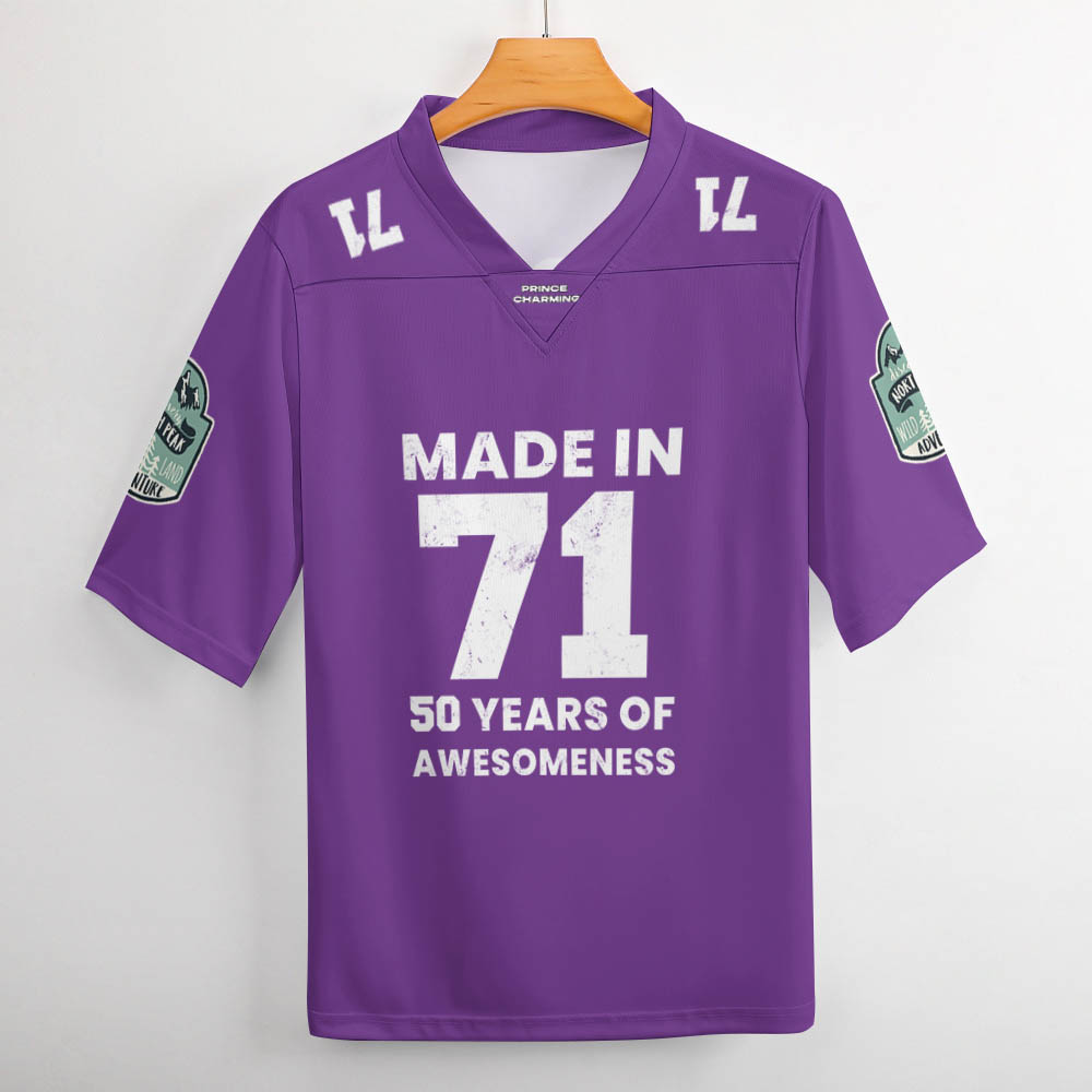 Purple V-neck jersey with MADE IN 71 print, perfect for sports and outdoor activities
