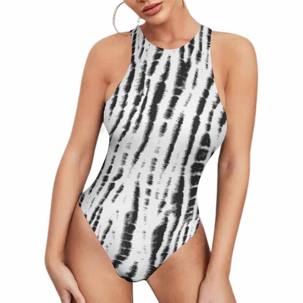 Sleeveless vest jumpsuit with black and white print, perfect for various outfits.