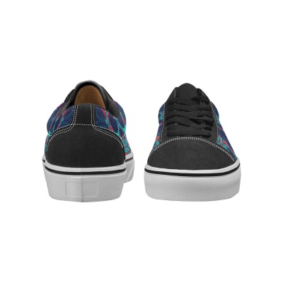Men's Lace-Up Canvas Shoes (Model E001-2) Oxford style, Black and blue pattern on the heel.