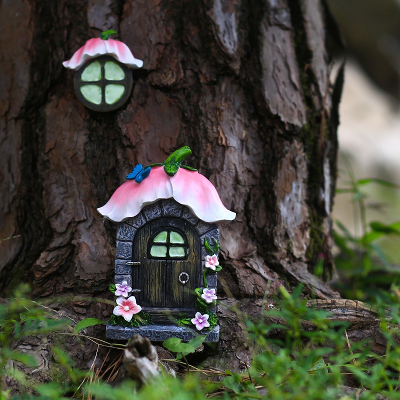 Bare garden corner waiting for a fairy home to be placed