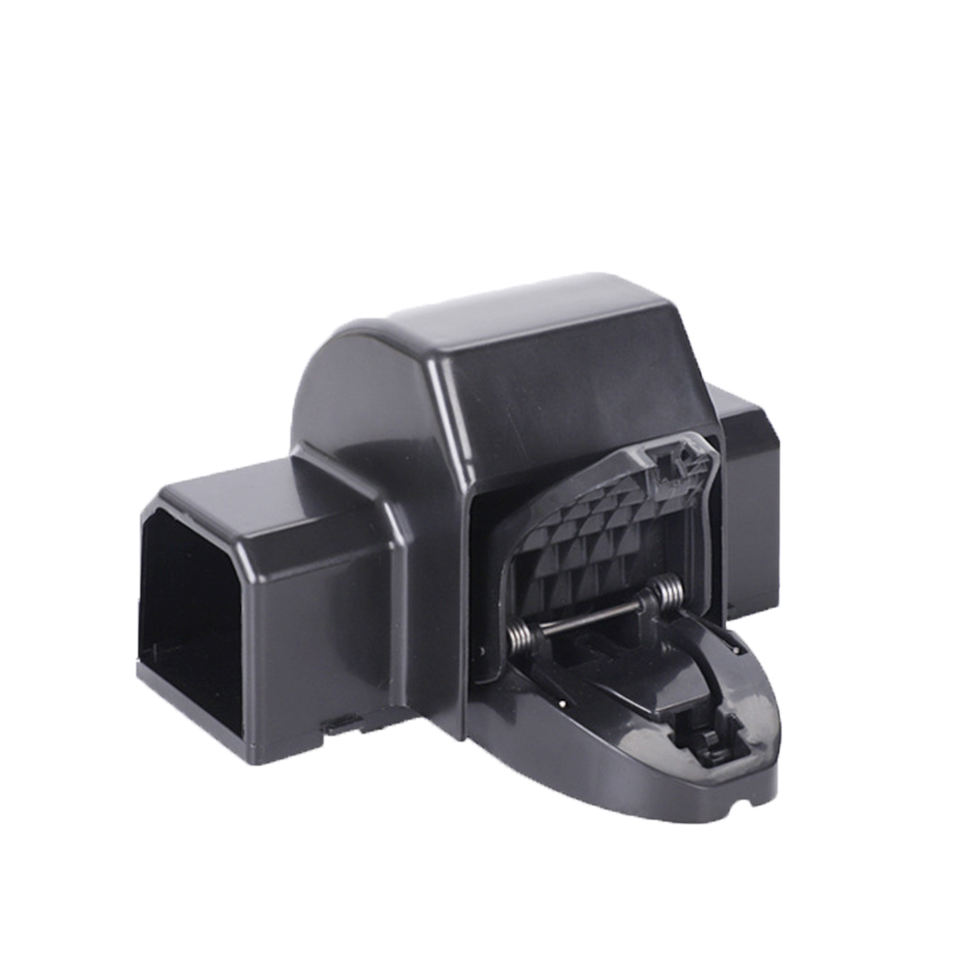 Enclosed black rat trap with tunnel openings on both ends