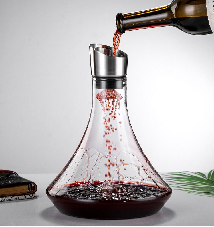Wine Decanter Built-in Aerator Pourer, Wine Carafe Red Decanter 1000ml