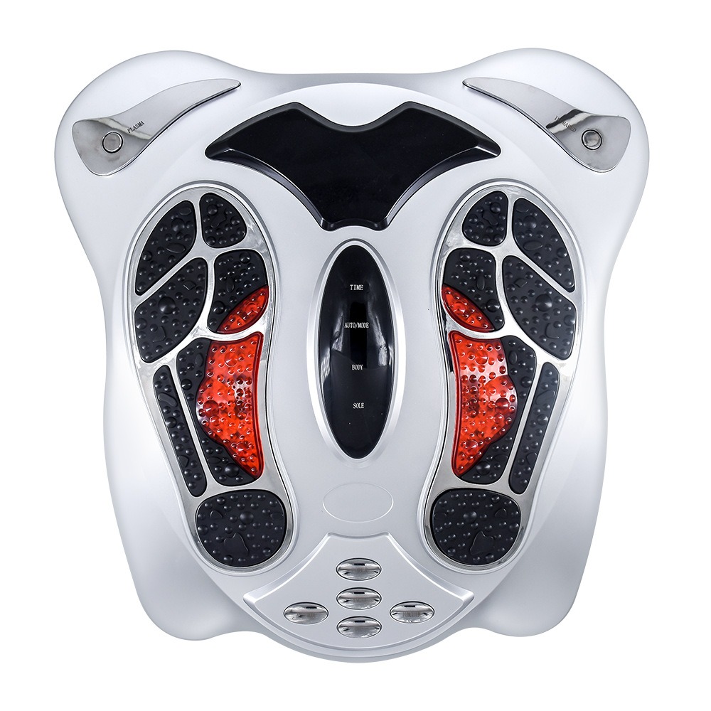 Close‑up of dense black acupressure nodes and red infrared zones on the foot massager platform