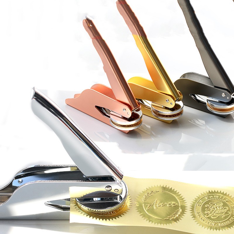 Handheld pliers with engraved steel stamp pattern logo embossed steel stamp embossing seal carving