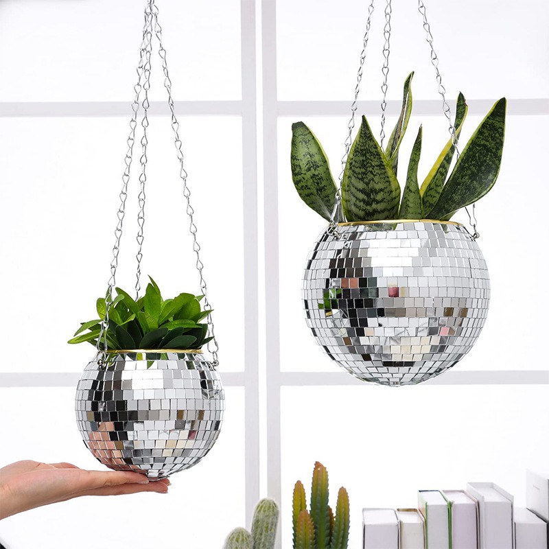 Plain hanging planter on a balcony with no visual pull