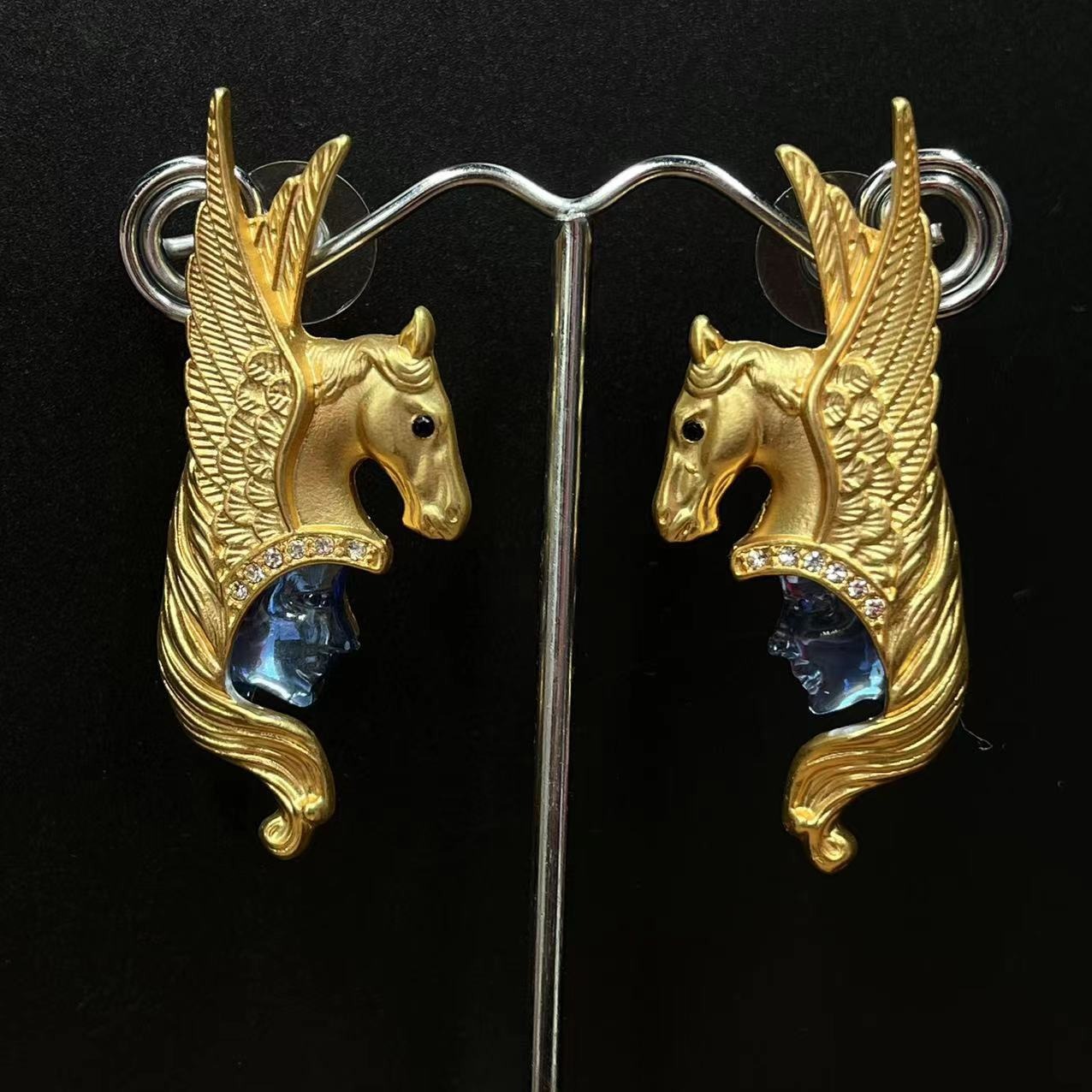 Gold-plated wings double horse face earrings light luxury exaggerated and niche