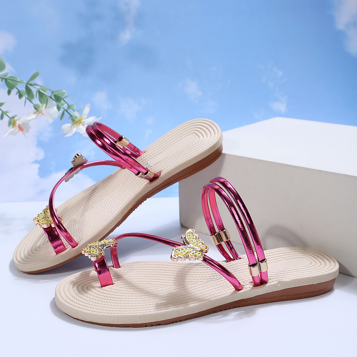 Toe sandals women's outdoor beach sandals rhinestone flat slippers
