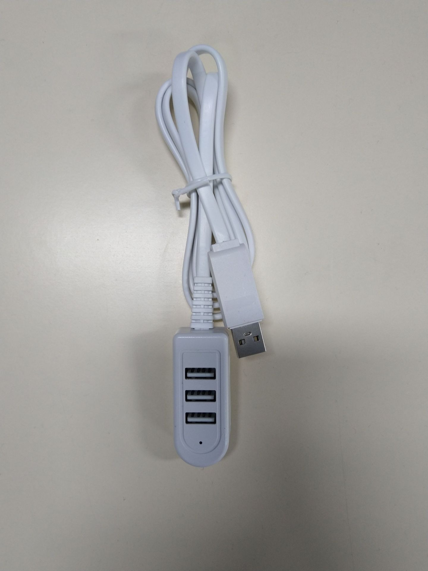 USB three in one splitter socket 3a multifunctional charger one to three port hu