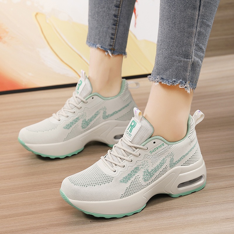Inner height increasing women's sports shoes mesh breathable white shoes thick soled shoes soft soled shoes image 7