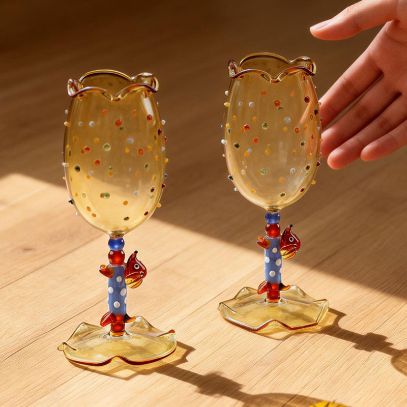 Handcrafted Dachshund Wine Glass – Cute Jelly Bean Dog Goblet, Heat-Resistant Colored Glass for Wine