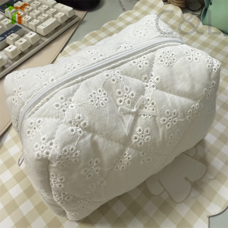 Eyelet Bloom Pouch