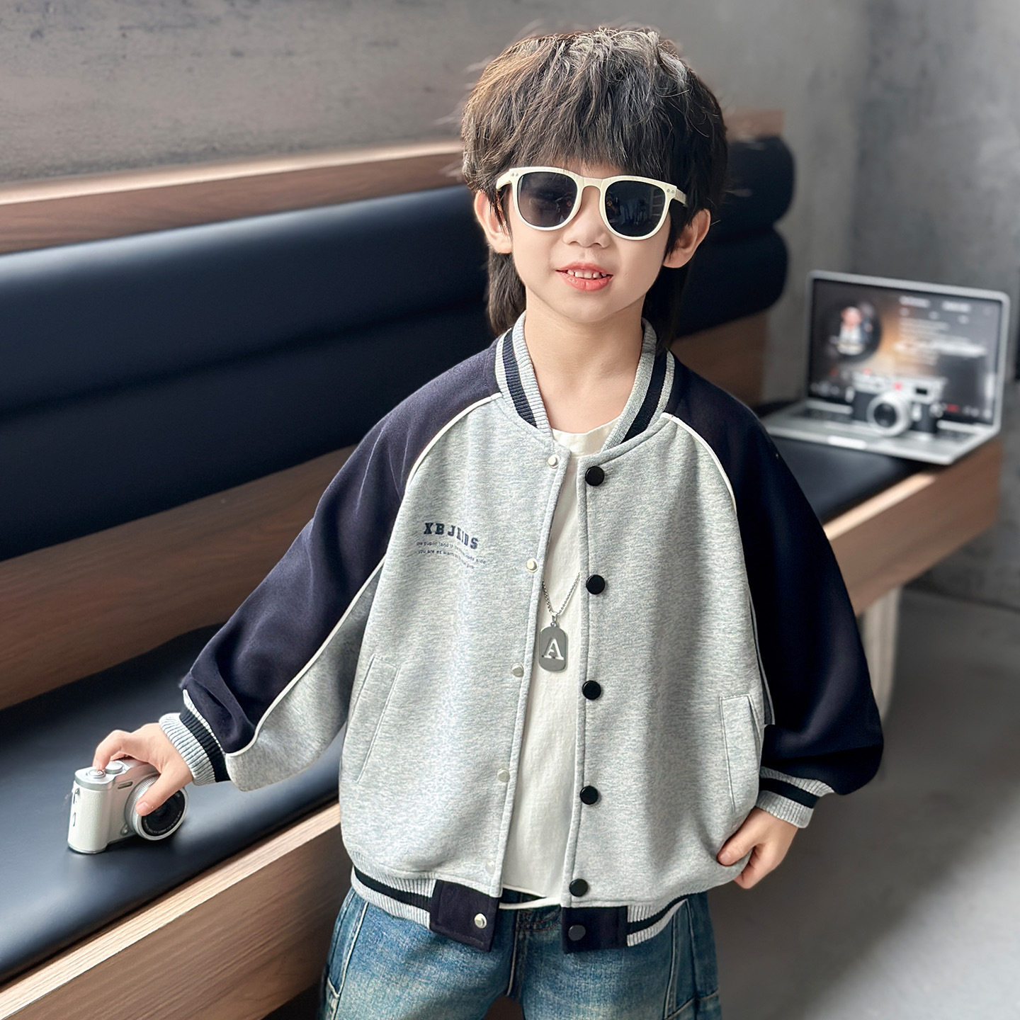 Boys' Loose Casual Color-block Raglan Baseball Jacket