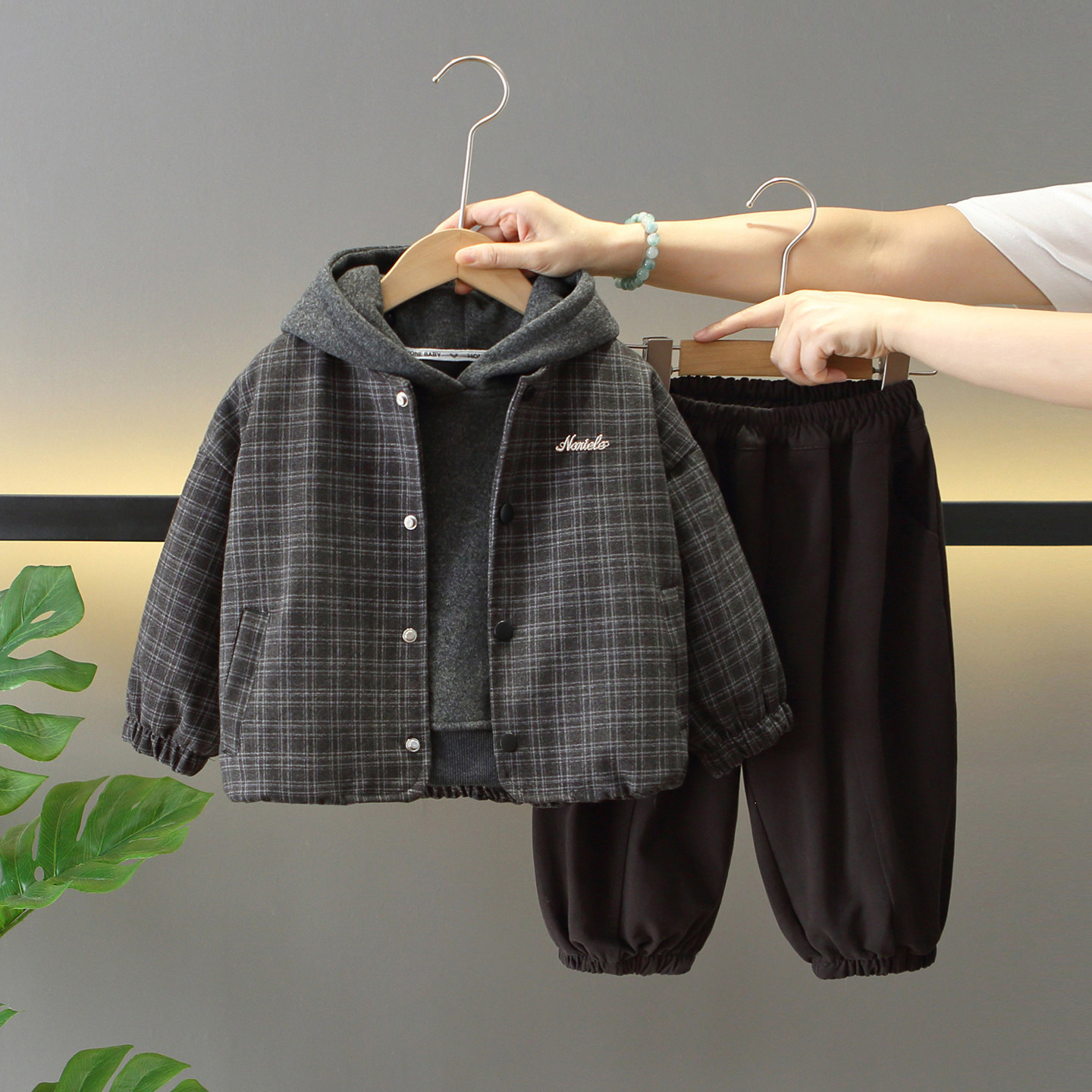 Boys' Spring Autumn Hooded Sweatshirt Jacket Three-Piece Set