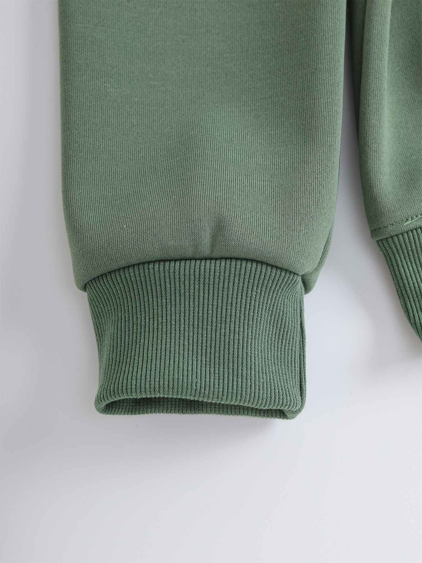 Pattern printed round neck fleece hoodie